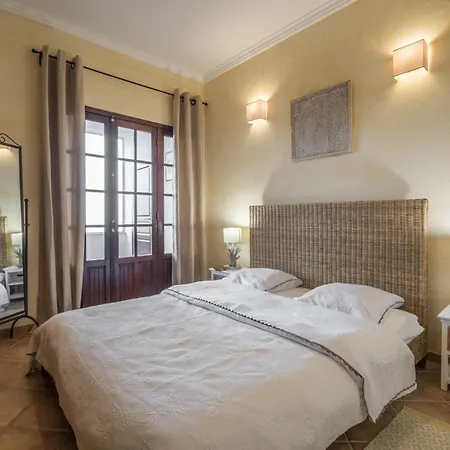 Bella Vista Apartment