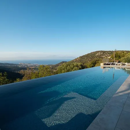Bella Vista